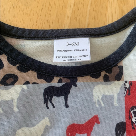 Boutique Western/Farm Theme Short Sleeve Onsie - Picture 3 of 4